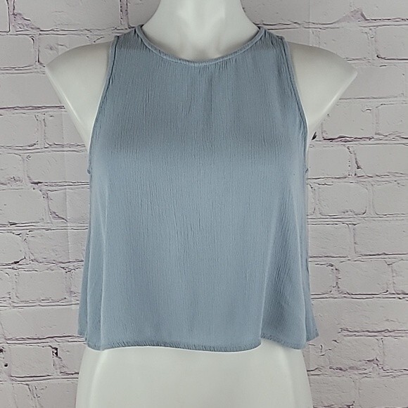 Forever 21 Blue crop Tanktop. Size Small. - Picture 1 of 4